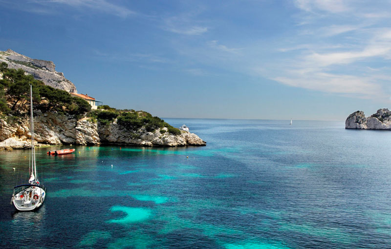 Cassis, the gateway to the Calanques